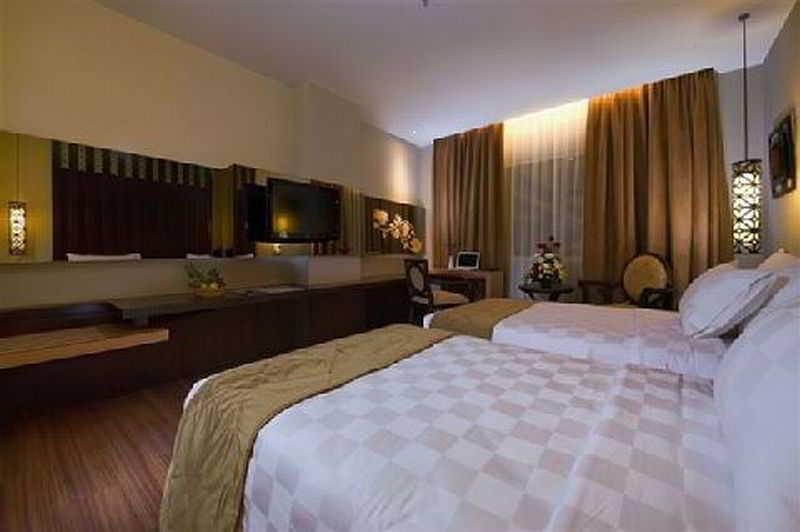 Western Premier Hotel 4*
