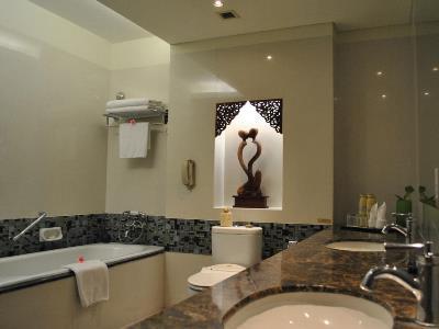 Western Premier Hotel 4*
